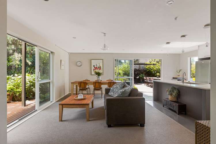 1/44b Pleasant Road Glen Eden_5