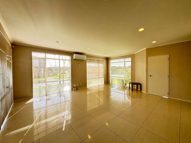 16 Flintridge Drive Flat Bush_2