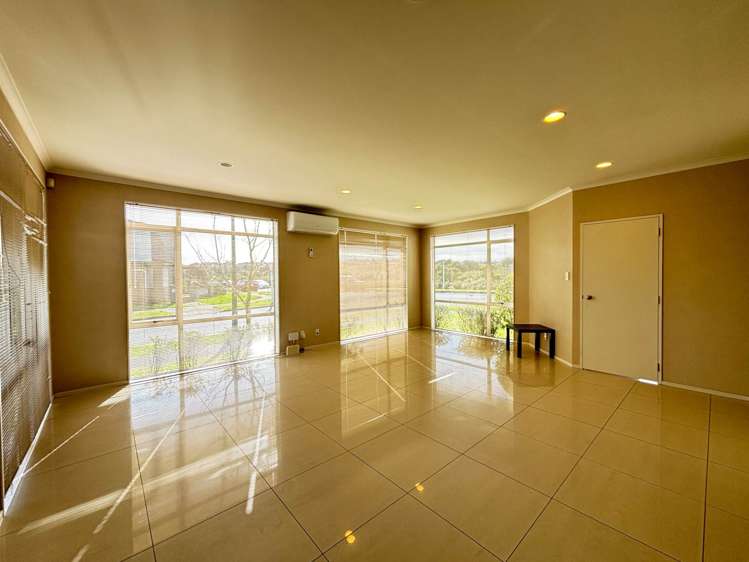 16 Flintridge Drive Flat Bush_2