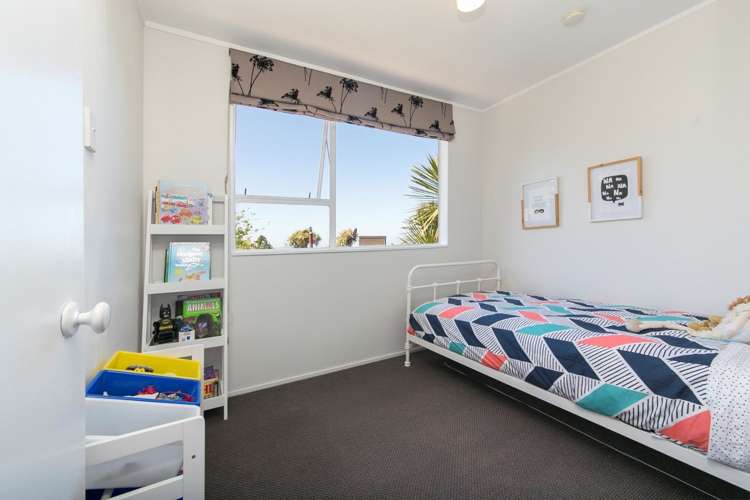 1a Karapiti Place Glen Eden_8