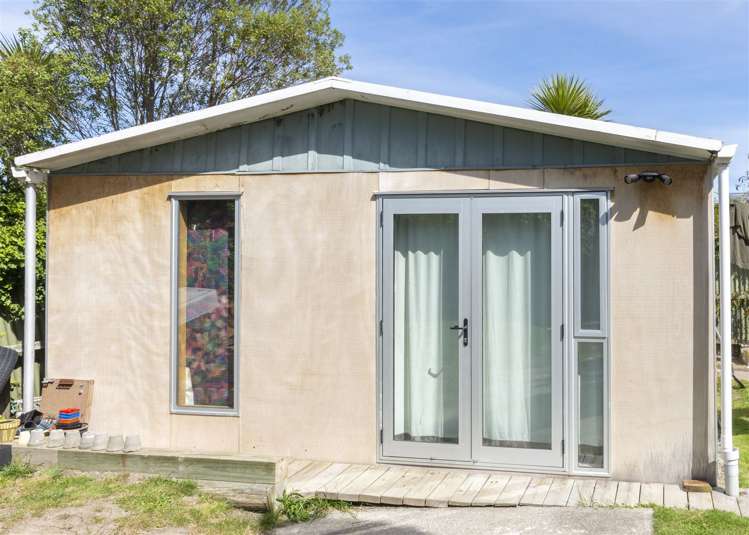 11 Bridge Street Waikuku Beach_4