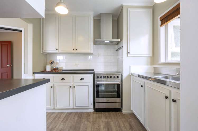 52 Hilling Street Titirangi_8