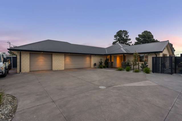 Supersized Living & Entertaining on 1112m²