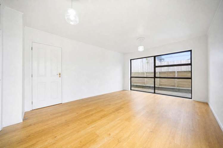 5/11 Hall Road Glenfield_12