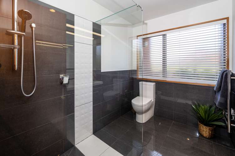 14 Kelvin Crescent Allenton_17