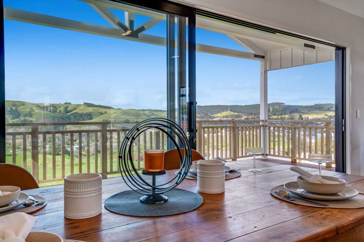 4D Forlong Rise Helensville_24