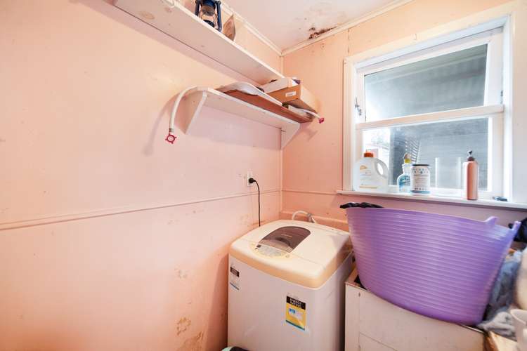 27 Fisher Crescent Otara_10