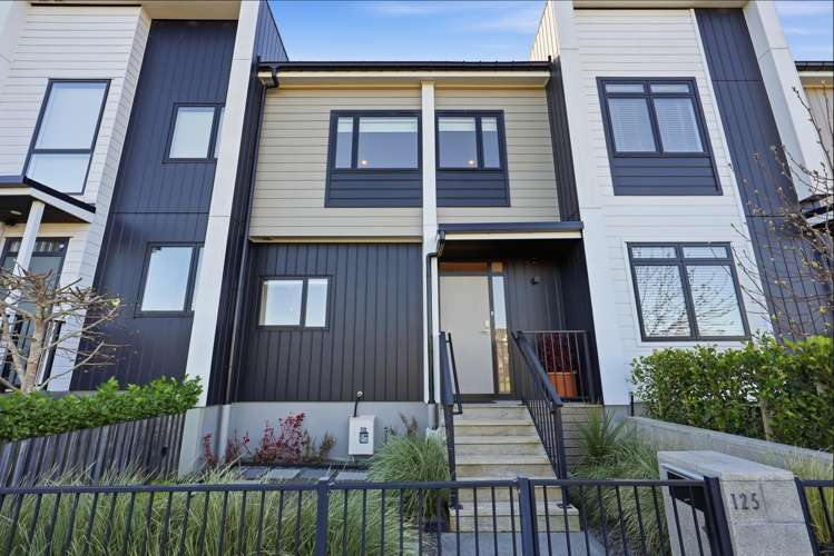 125 Bonair Cresent Millwater_14