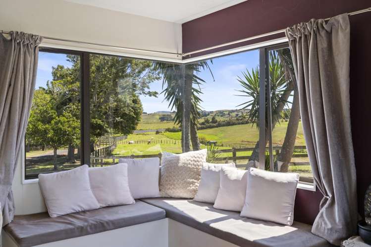 1761 Highway 22 Pukekawa_14