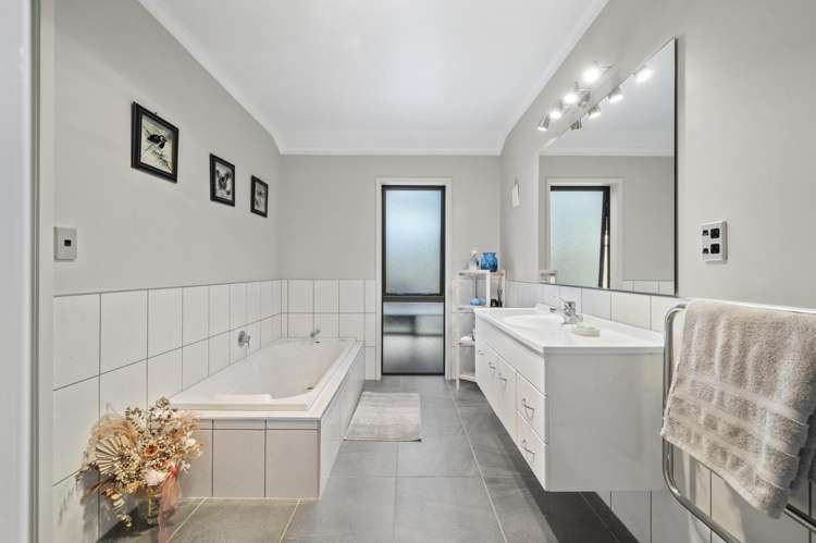 4 Atkins Lane Hamurana_16