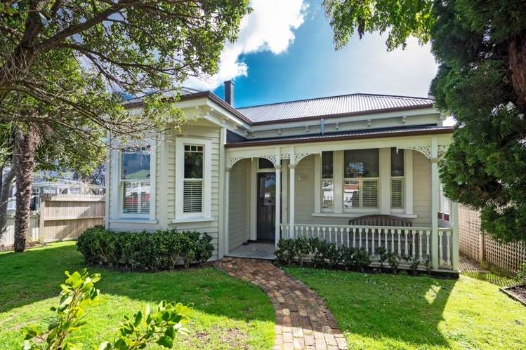 68 Calliope Road Devonport_14