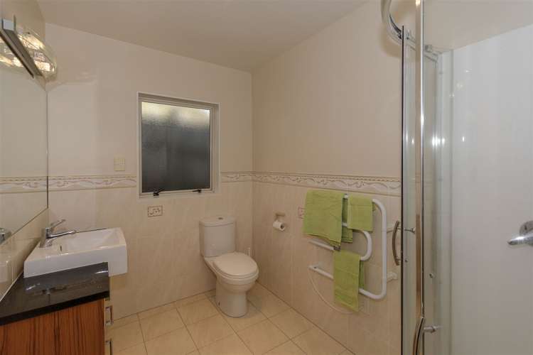 15 Waltham Street Henderson_14