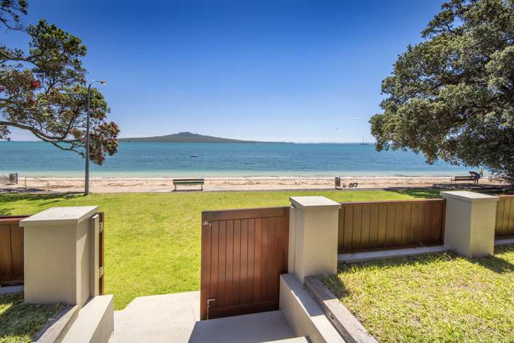 48 Cheltenham Road Devonport_15