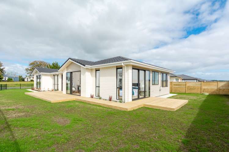 17 Raymond Grace Avenue Huapai_5