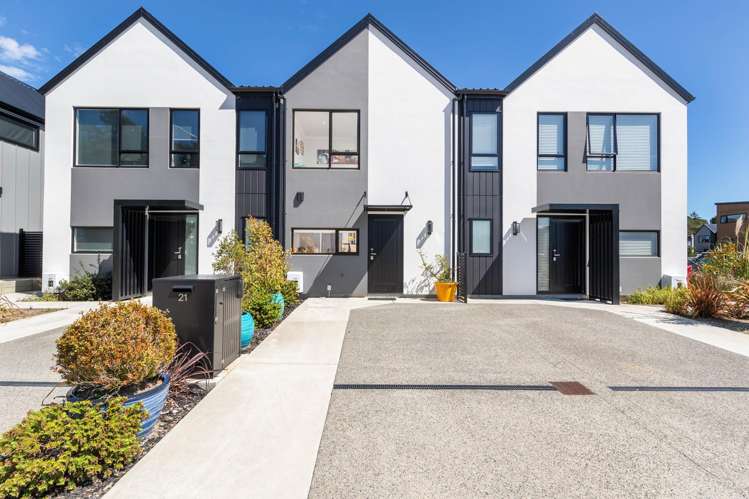 21 Doug Jensen Street_0