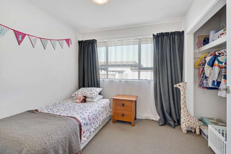 2/50 Cheyenne Street Sockburn_10