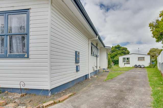 20 Staverton Crescent Mangere_3