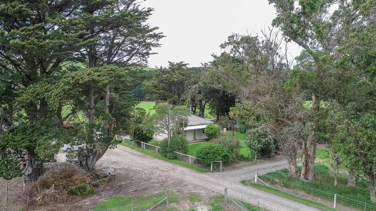 1947 Christchurch Akaroa Road Ataahua_6