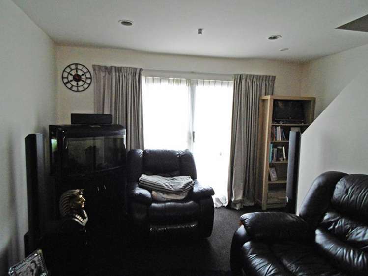 17/29 Rossmay Terrace Mount Eden_3