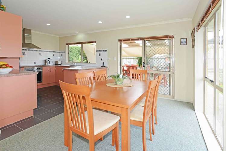 43 Peninsula Road Mangere_11