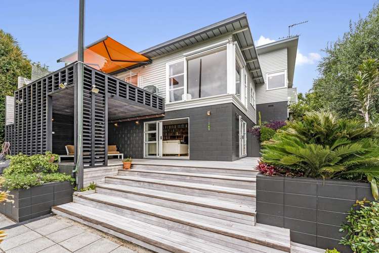 70 Aramoana Avenue Devonport_3