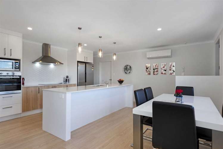 1 Te Ranga Memorial Drive Pyes Pa_7