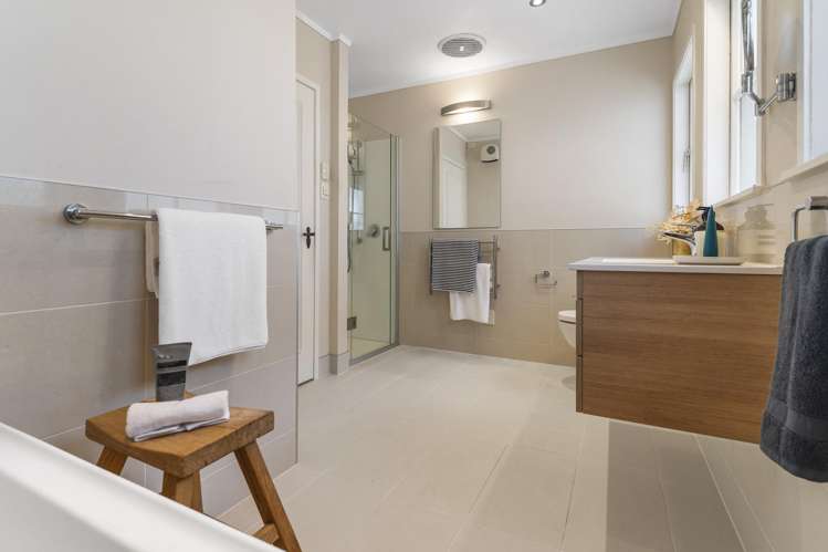 1/1 Cecil Road Milford_9