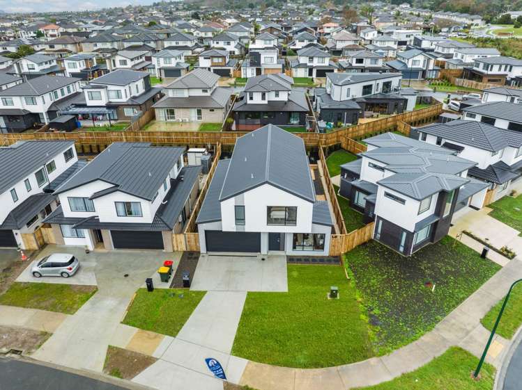 57 Malahide Drive Flat Bush_32