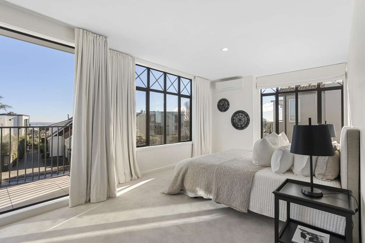 39D St Stephens Avenue_3