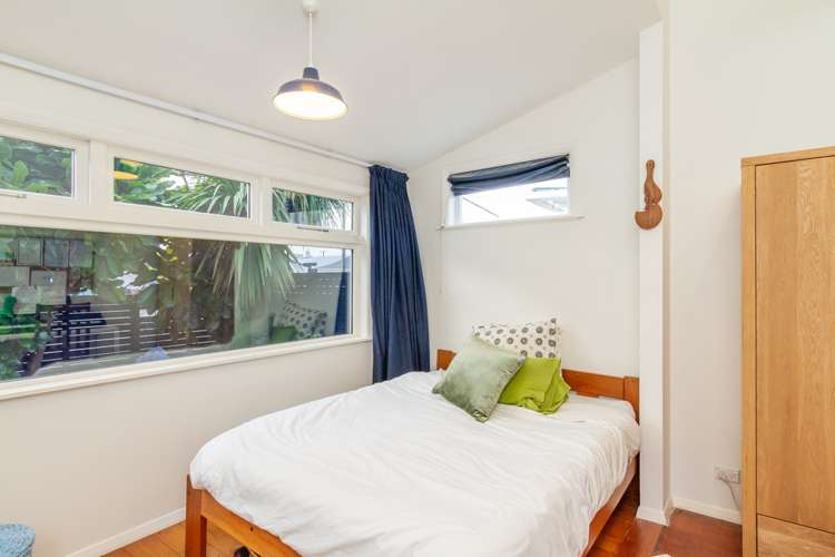 22 South Street Petone_11