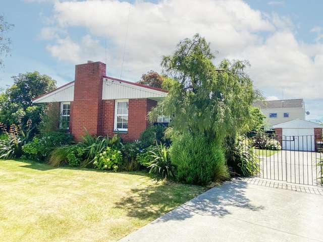 Sunny, Spacious and Secure!