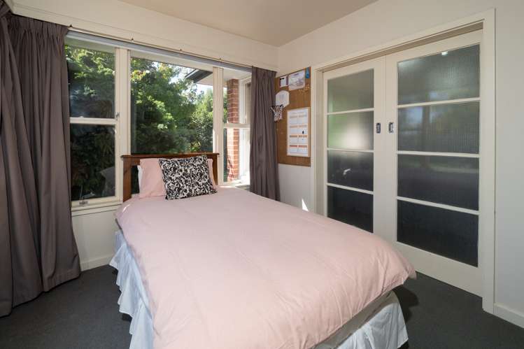 119 Racecourse Road Allenton_13