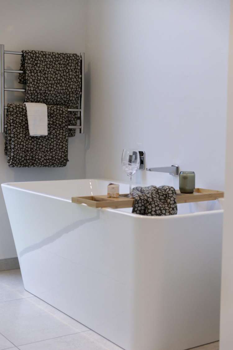 31 Magnum Drive Cromwell_29