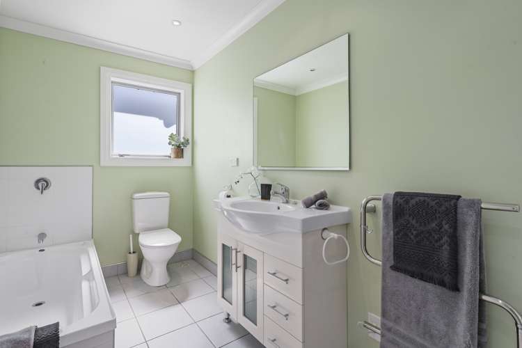 16 Bouverie Street Petone_16