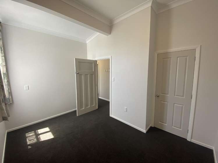 2/21 Broadway 10728_11