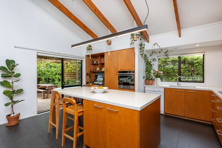 1/92 Kervil Avenue Te Atatu Peninsula_10