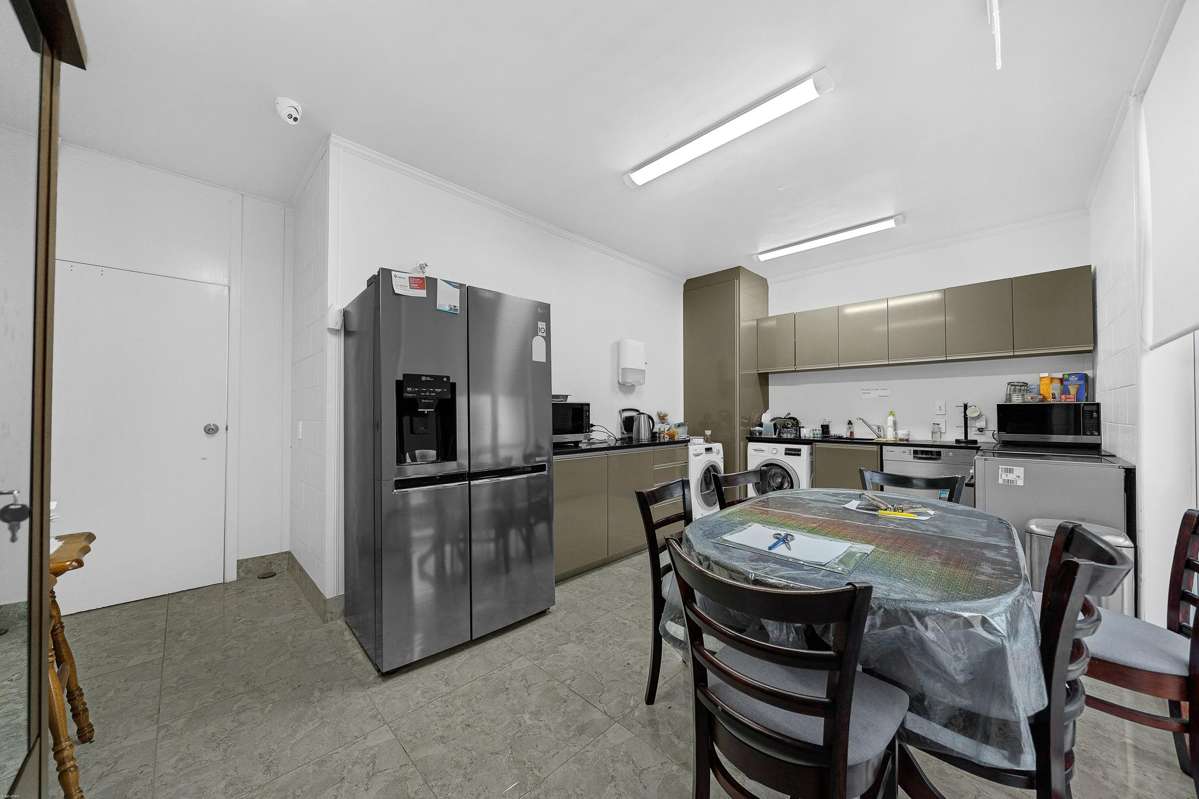 3089 Great North Road_2