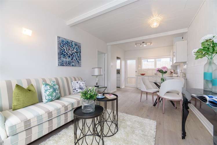 2/7 James Road Manurewa_2