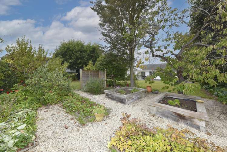 98 Brookside Terrace Bryndwr_15