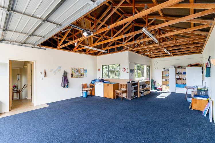 48 Olympus Way Richmond_15