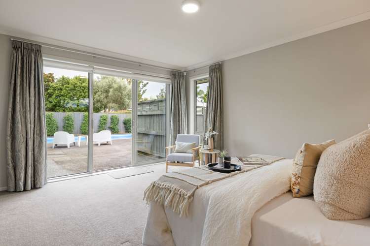 5 Camberley Way Huntington_14