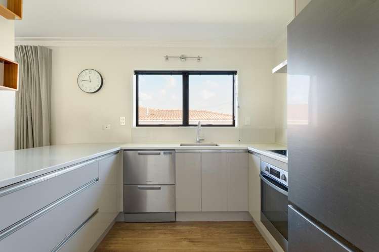 8B Shearman Grove Tauranga Central_10