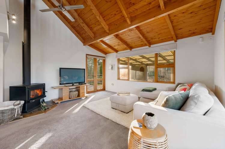 136 Muriwai Road Waimauku_7