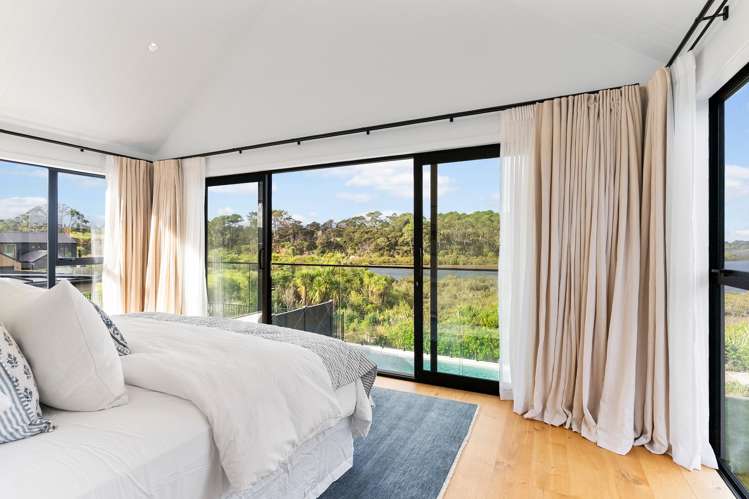 88 Riverhead Point Drive Riverhead_8