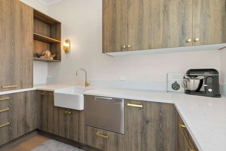 4 Myra Evelyn Grove Dairy Flat_9