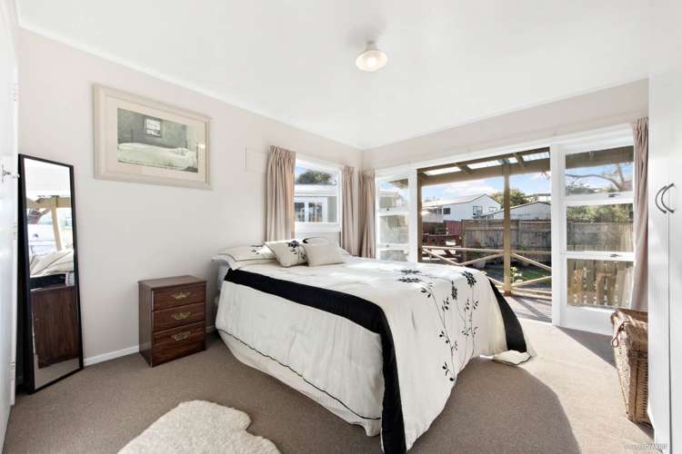 82 Chislehurst Street Henderson_5