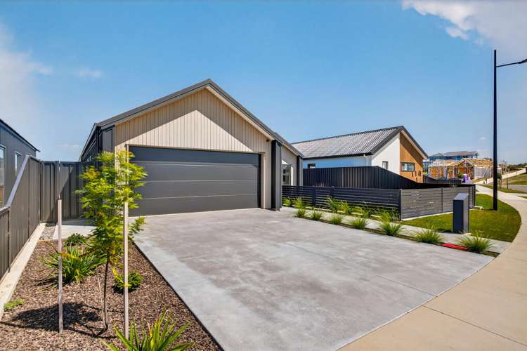 14 Annie Aranui Drive Poraiti_40