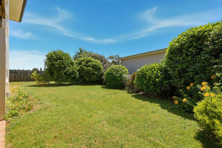 111 Sapphire Drive Hairini_17