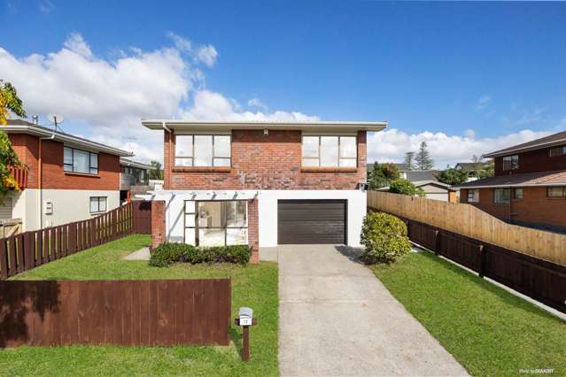 Solid Brick & Tile Home - Walk to Top Schools