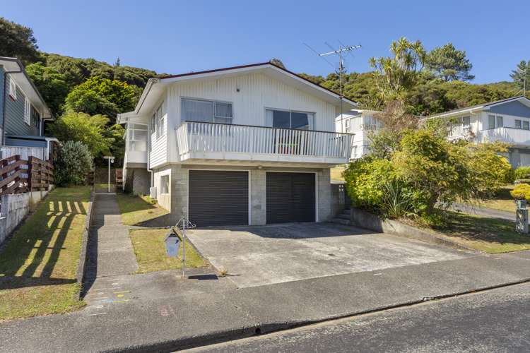 31 Holland Street Wainuiomata_1